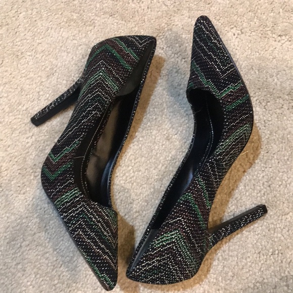 Charles By Charles David Sweetness Pointed Pump w/Fabric & Bonded Leather Sole-8 - Picture 9 of 10